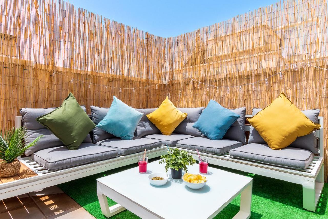 -Malagasunapts-City Centre Terrace Pool Parking 외부 사진