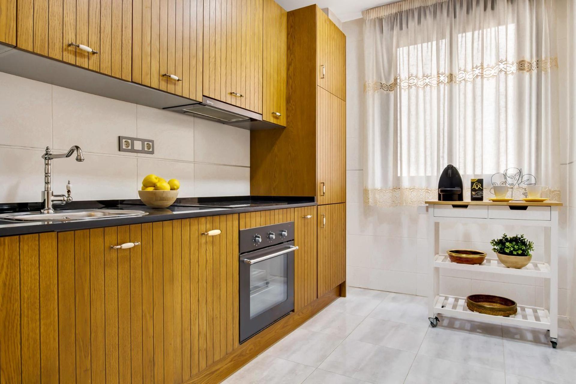 -Malagasunapts-City Centre Terrace Pool Parking 외부 사진